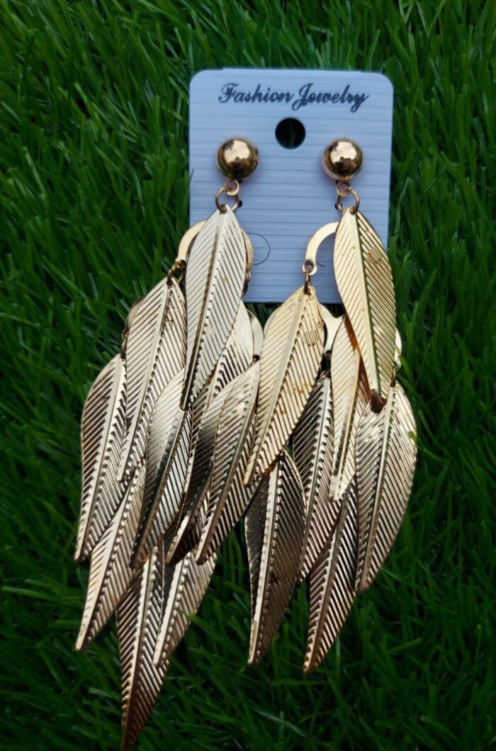 Gold Shade Rich Leaves Earrings